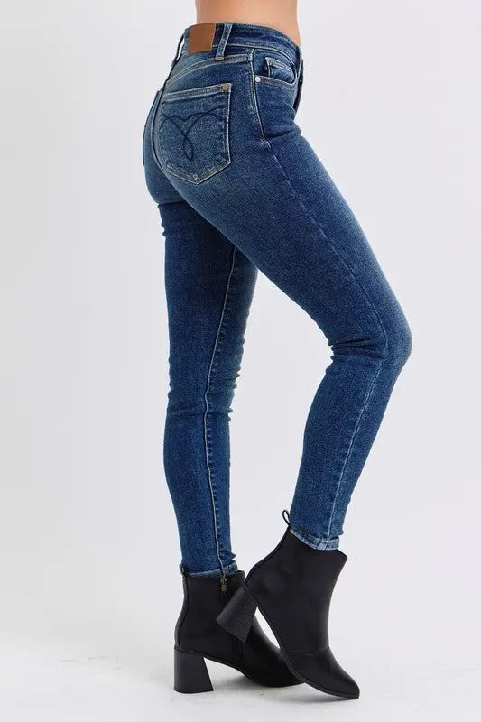 Judy Blue Skinny Jeans with Thermal Lining Trendsi