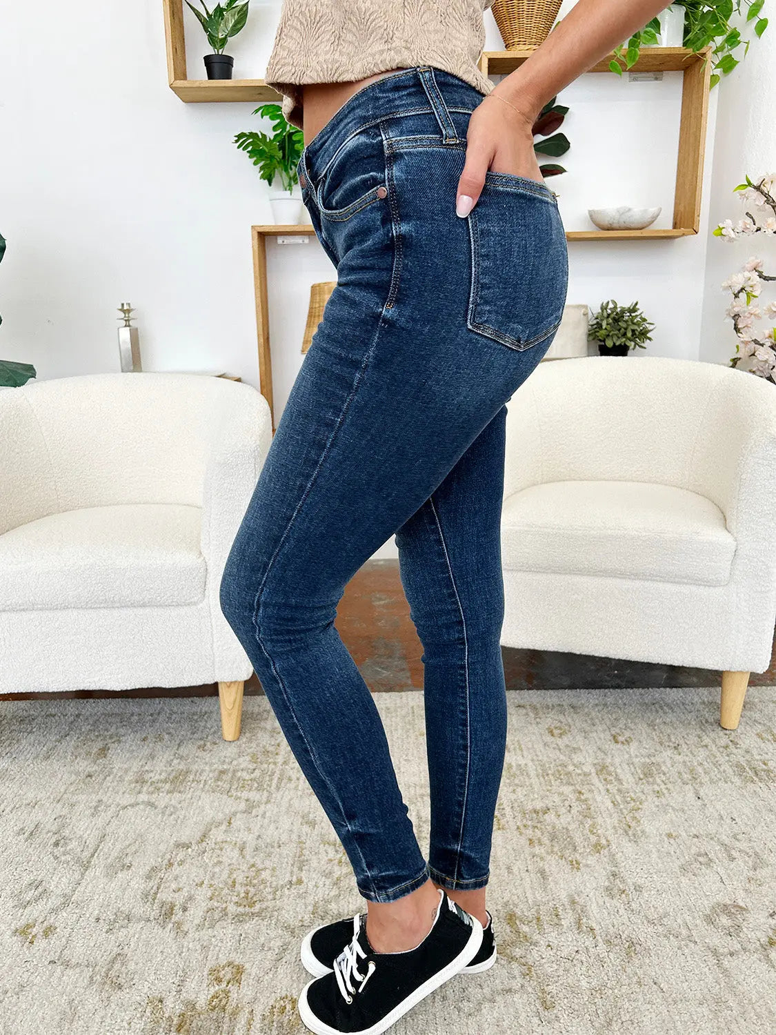 Judy Blue Classic Handsand Skinny Jeans Trendsi