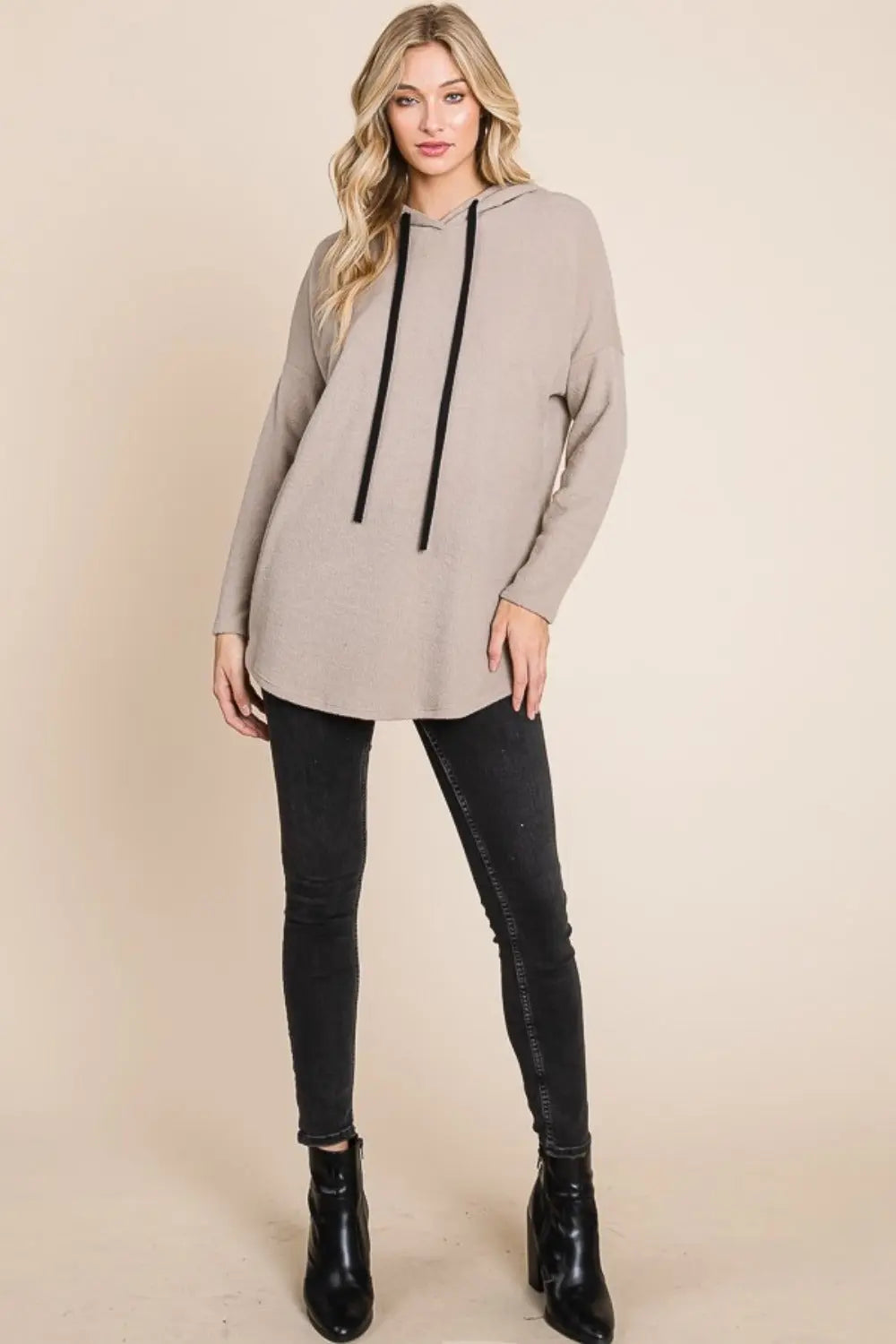 Bombom Contrast Drawstring Drop Shoulder Knit Hoodie Trendsi