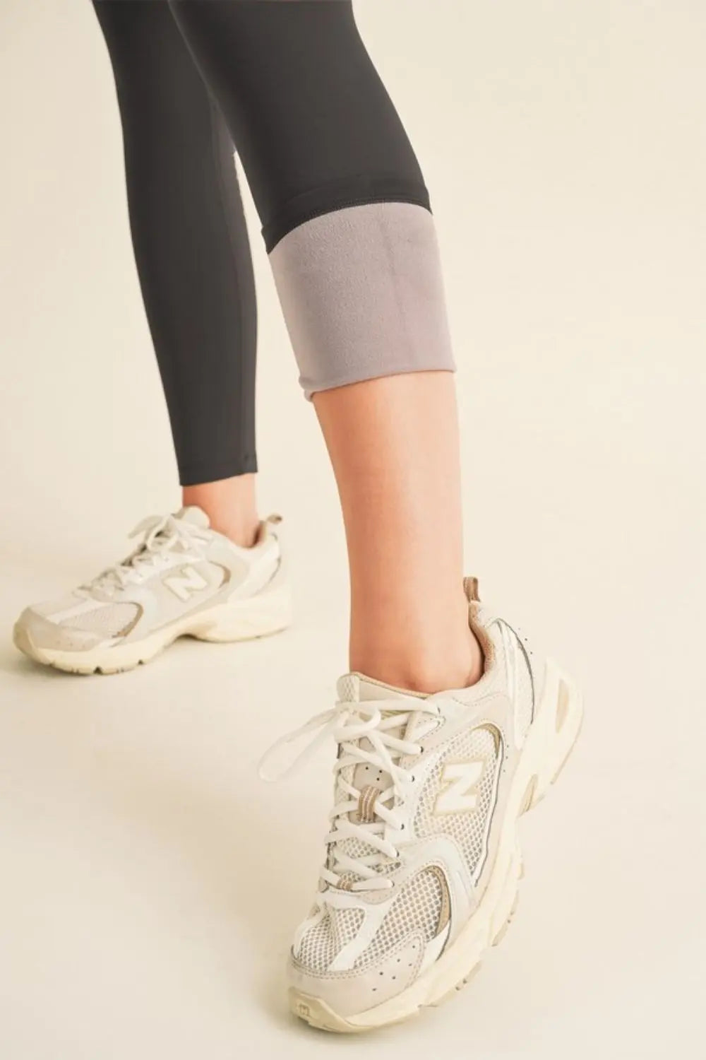 Yelete Fleece Lined High Waisted Leggings Trendsi