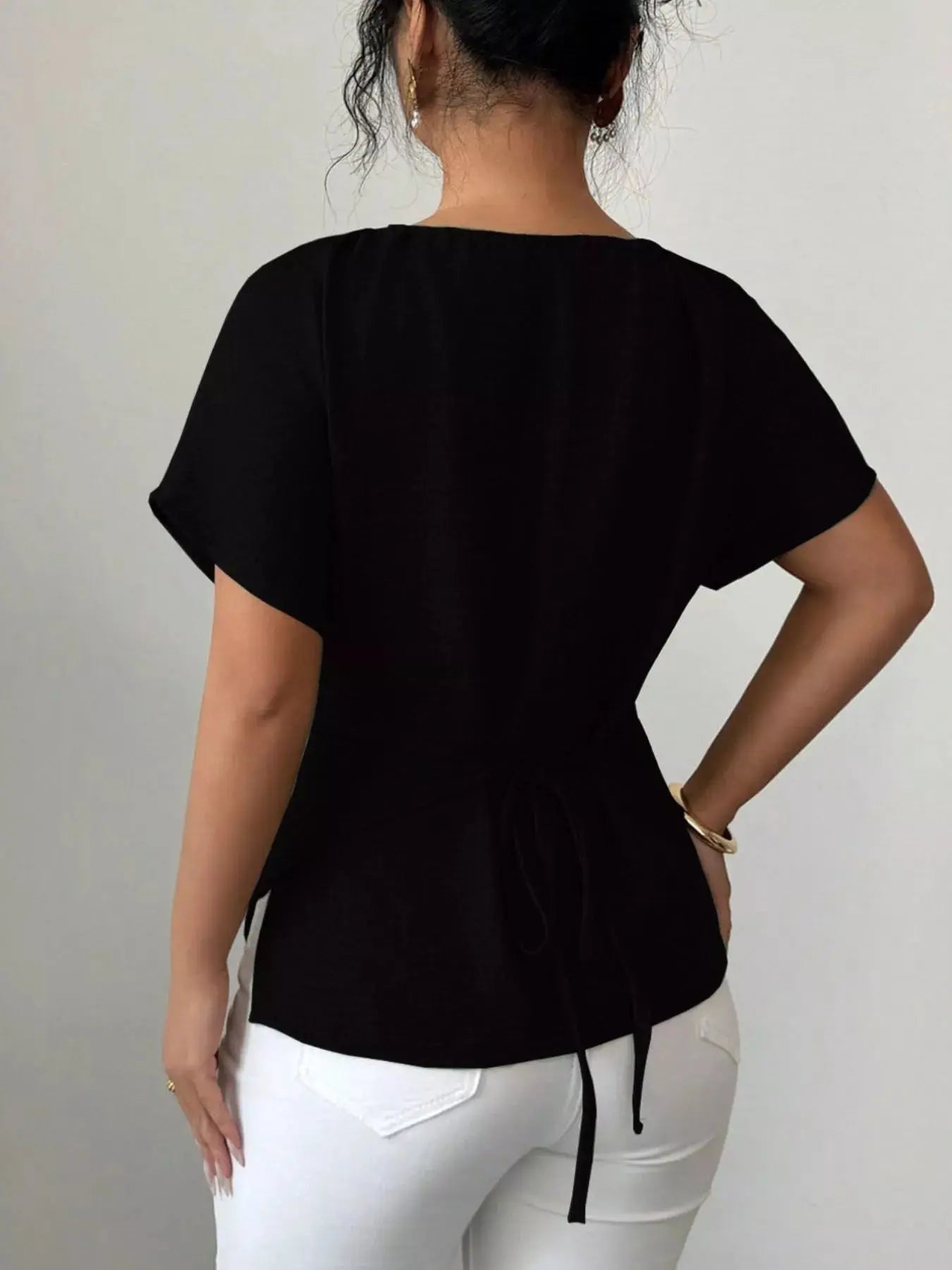 Beaded Neckline Short Sleeve Blouse  Style Ratio