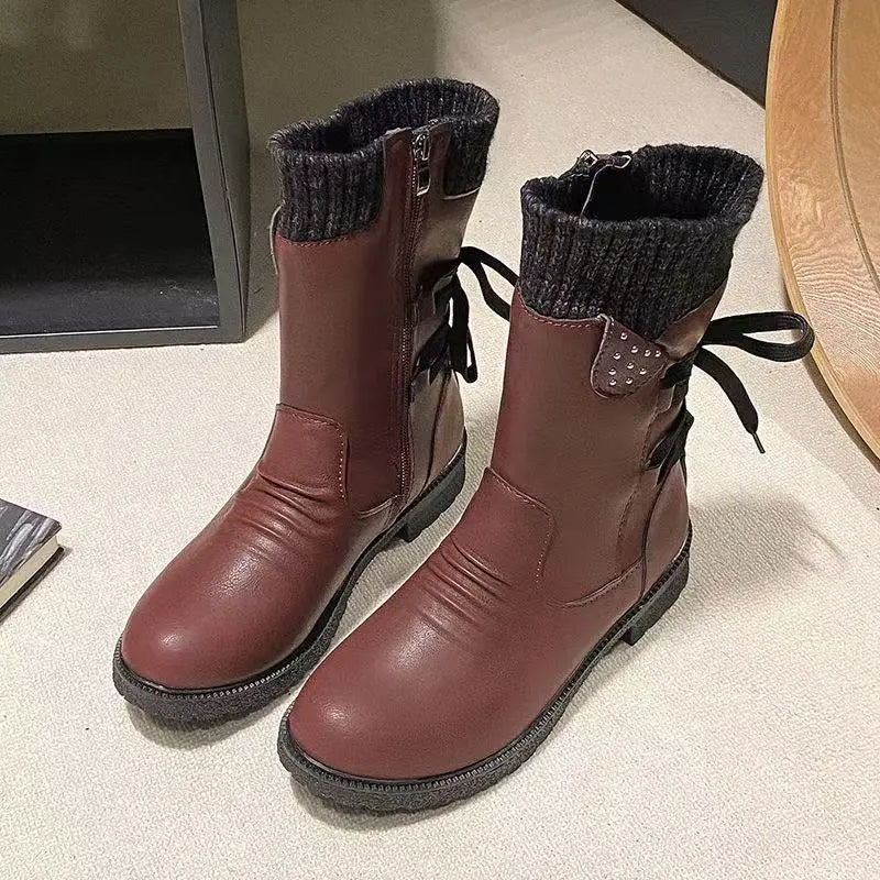 Flat Boots with Square Heel and Back Strap  Style Ratio