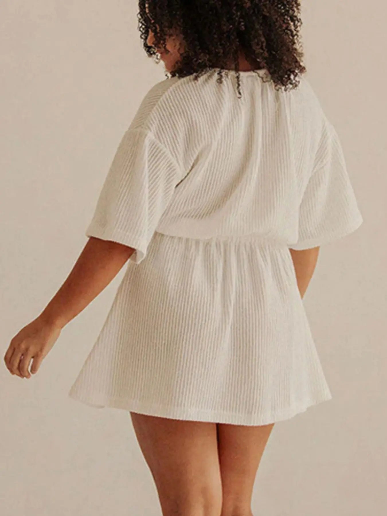 Relaxed Fit Half Sleeve Cover-Up  Style Ratio