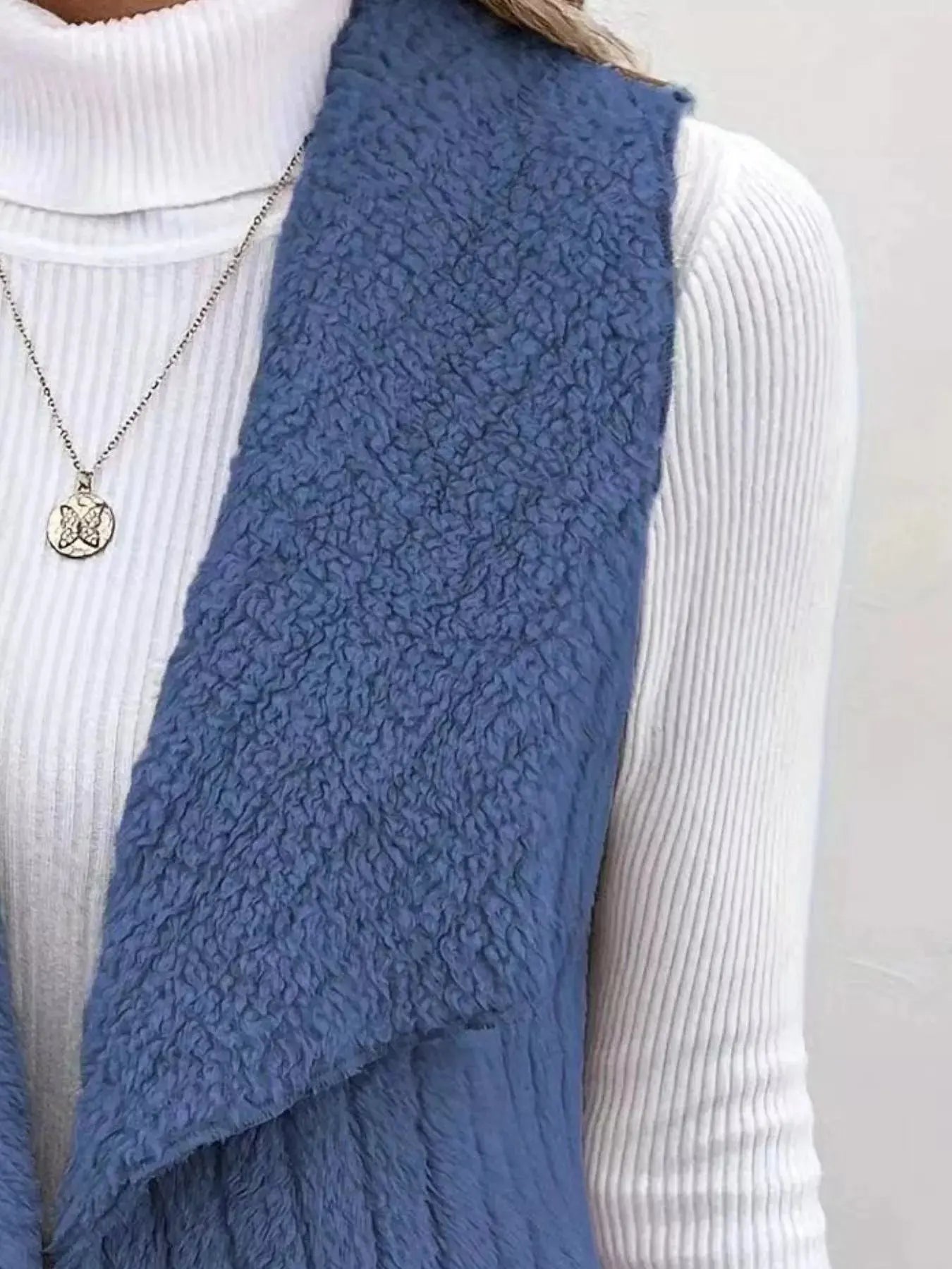 Cozy Fleece Open Front Vest  Style Ratio