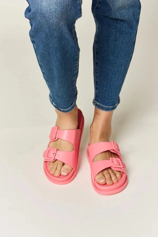 Legend Double Buckle Open Toe Sandals  Style Ratio