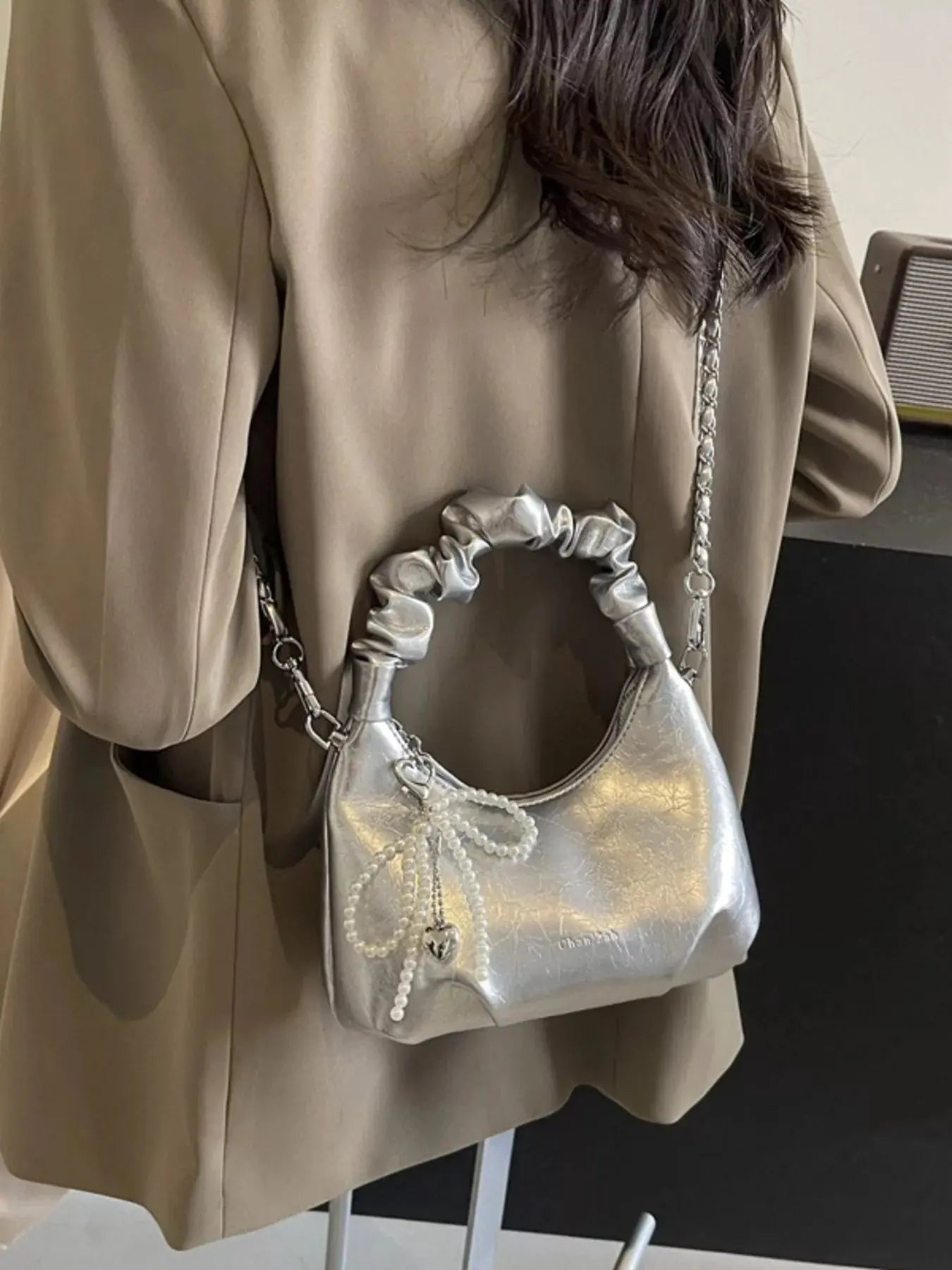 Ruched Handle Crossbody Bag  Style Ratio