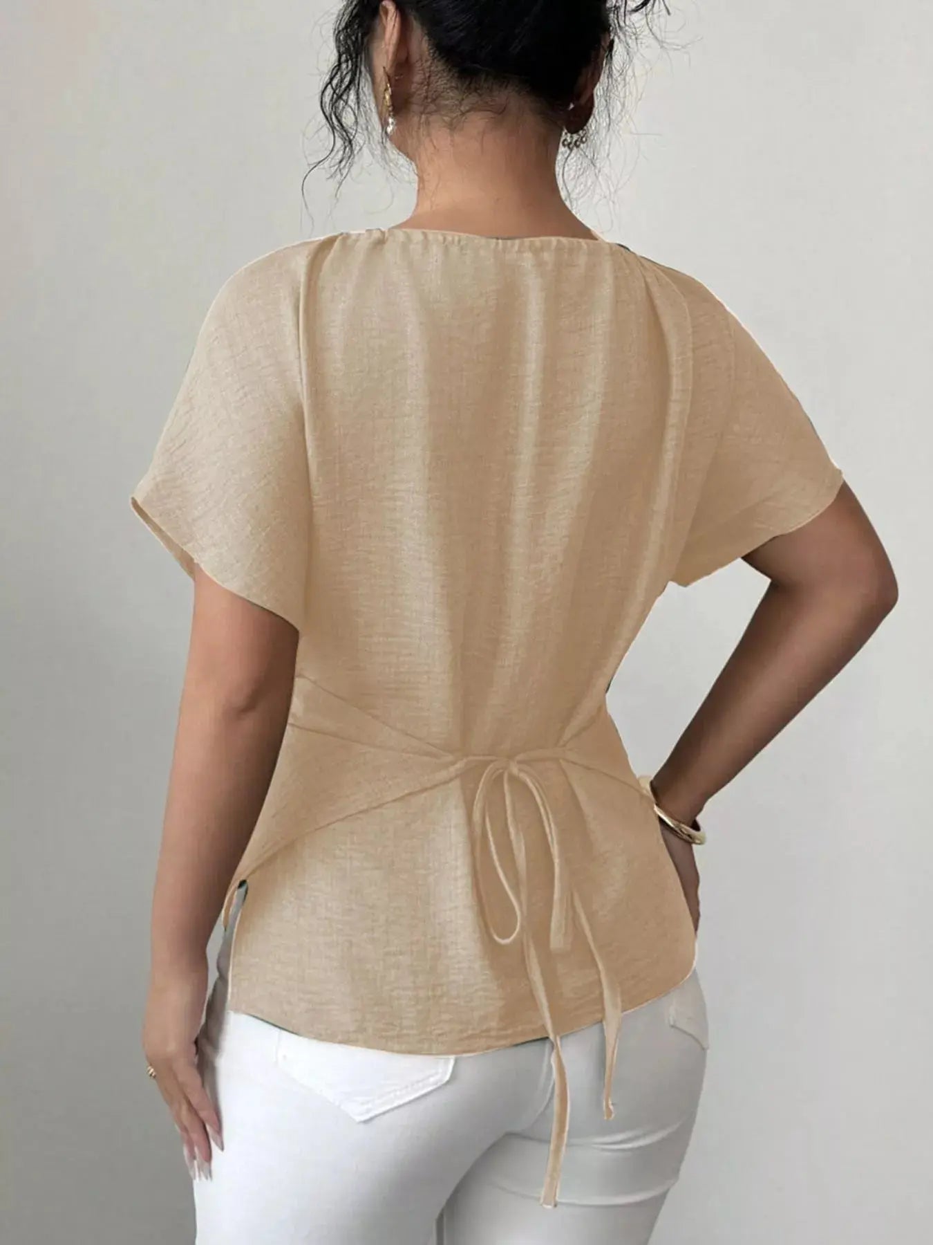 Beaded Neckline Short Sleeve Blouse  Style Ratio