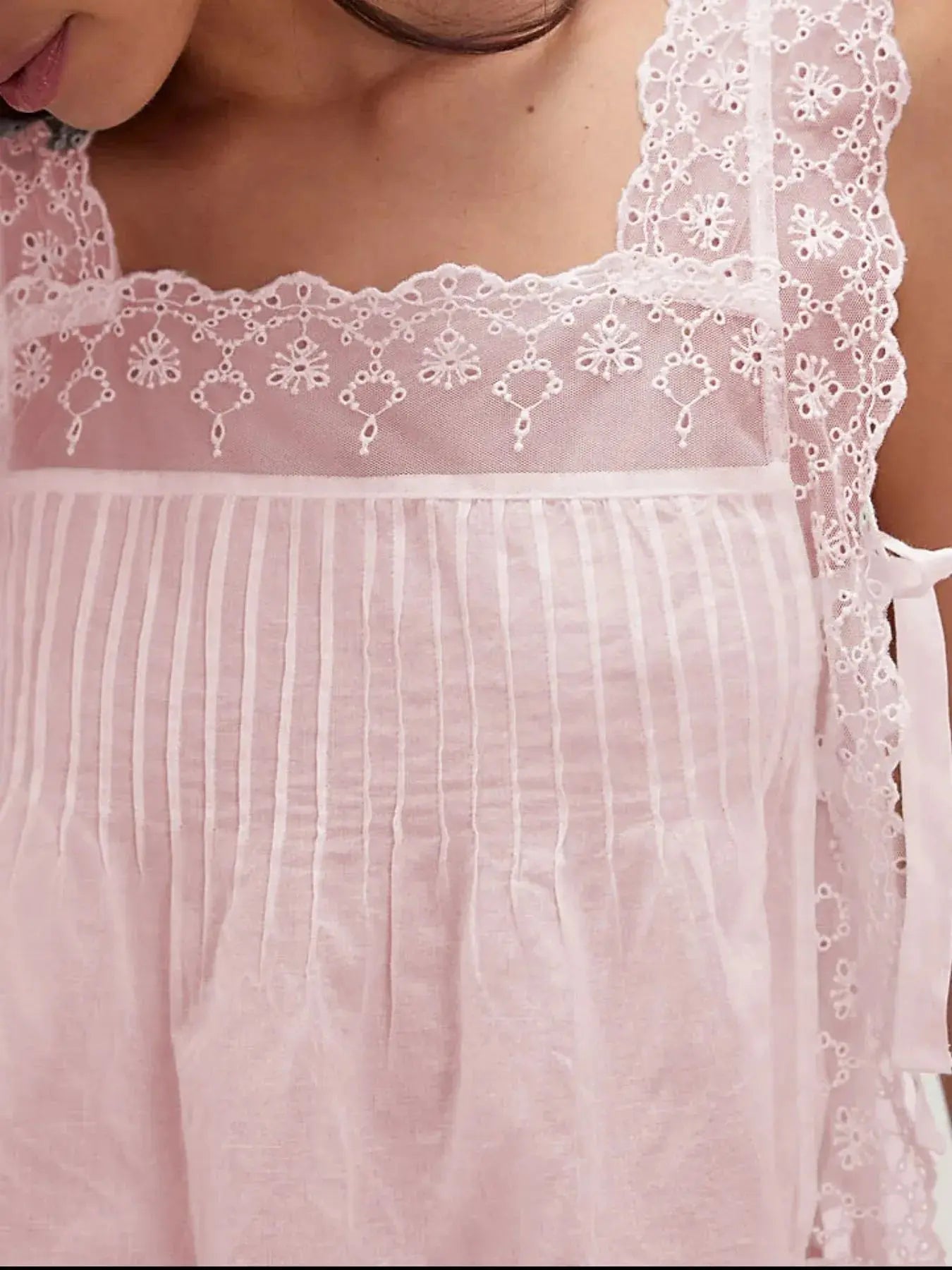 Lace-Trimmed Eyelet Square Neck Top  Style Ratio