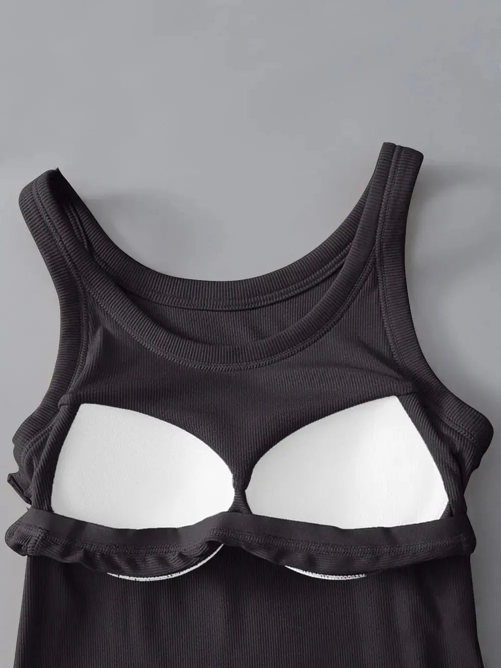Round Neck Tank with Bra  Style Ratio