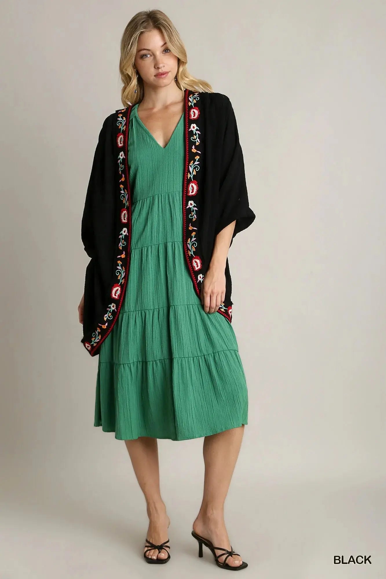 Umgee Embroidery Open Front Kimono with Pleated Shoulder Detail  Style Ratio