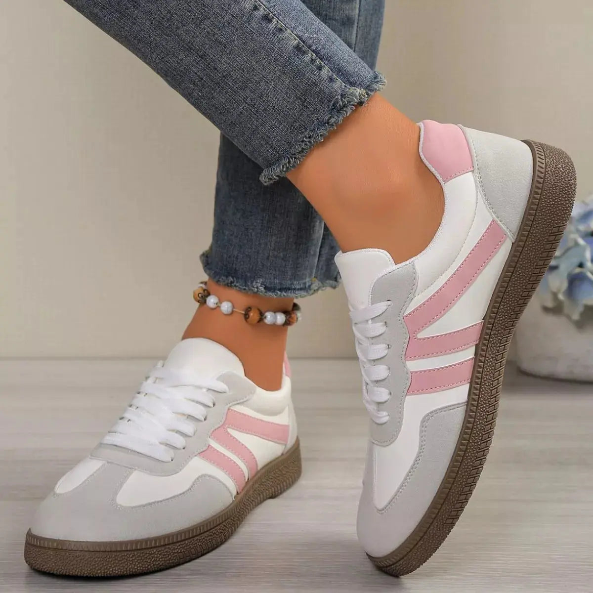 Striped Lace-Up Casual Sneakers  Style Ratio
