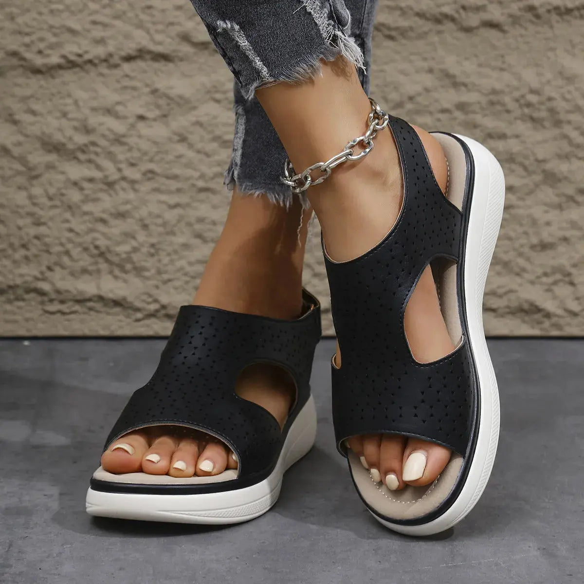 Cutout Platform Sandals  Style Ratio