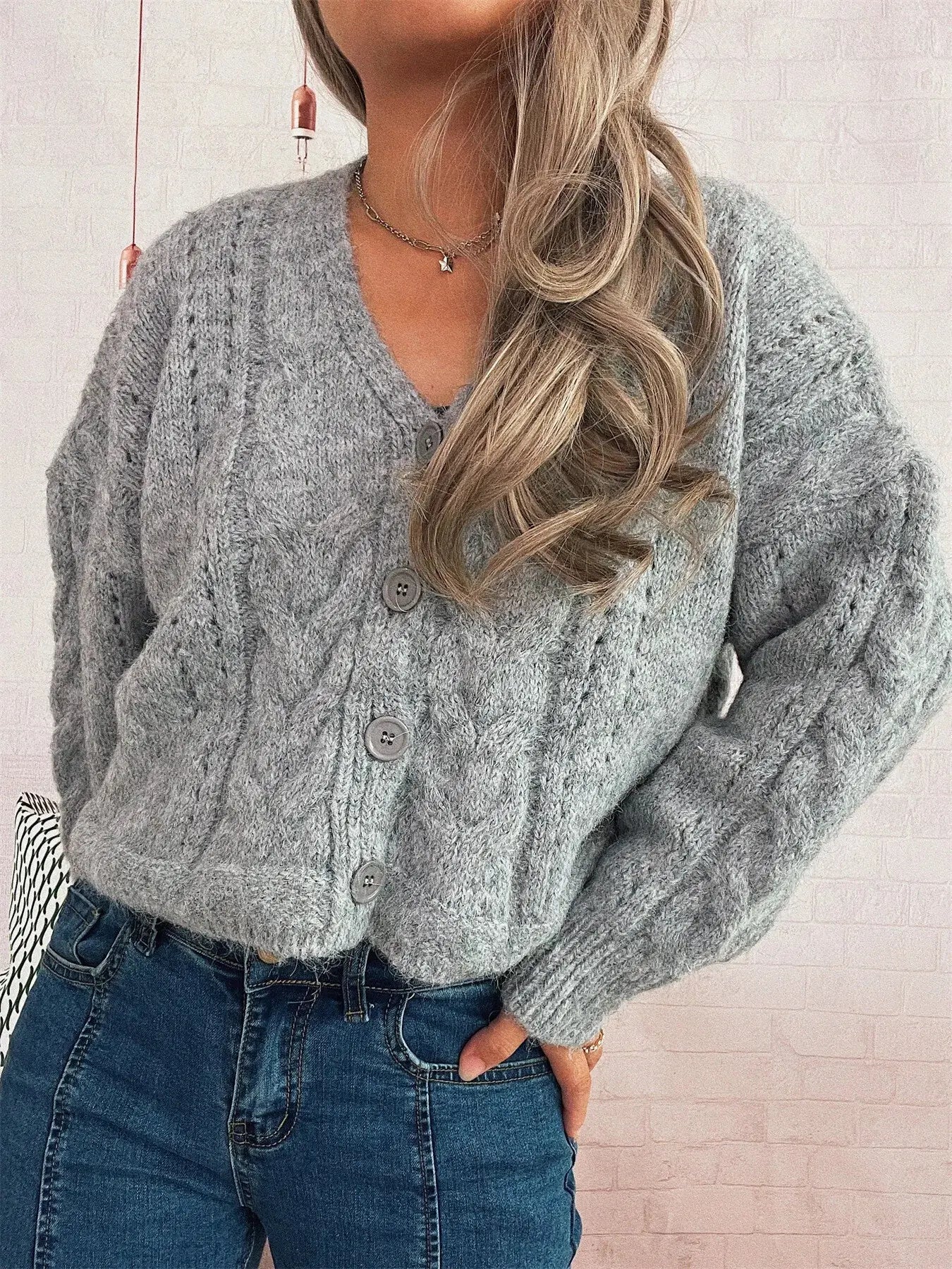 Cable Knit Button-Up Cardigan  Style Ratio