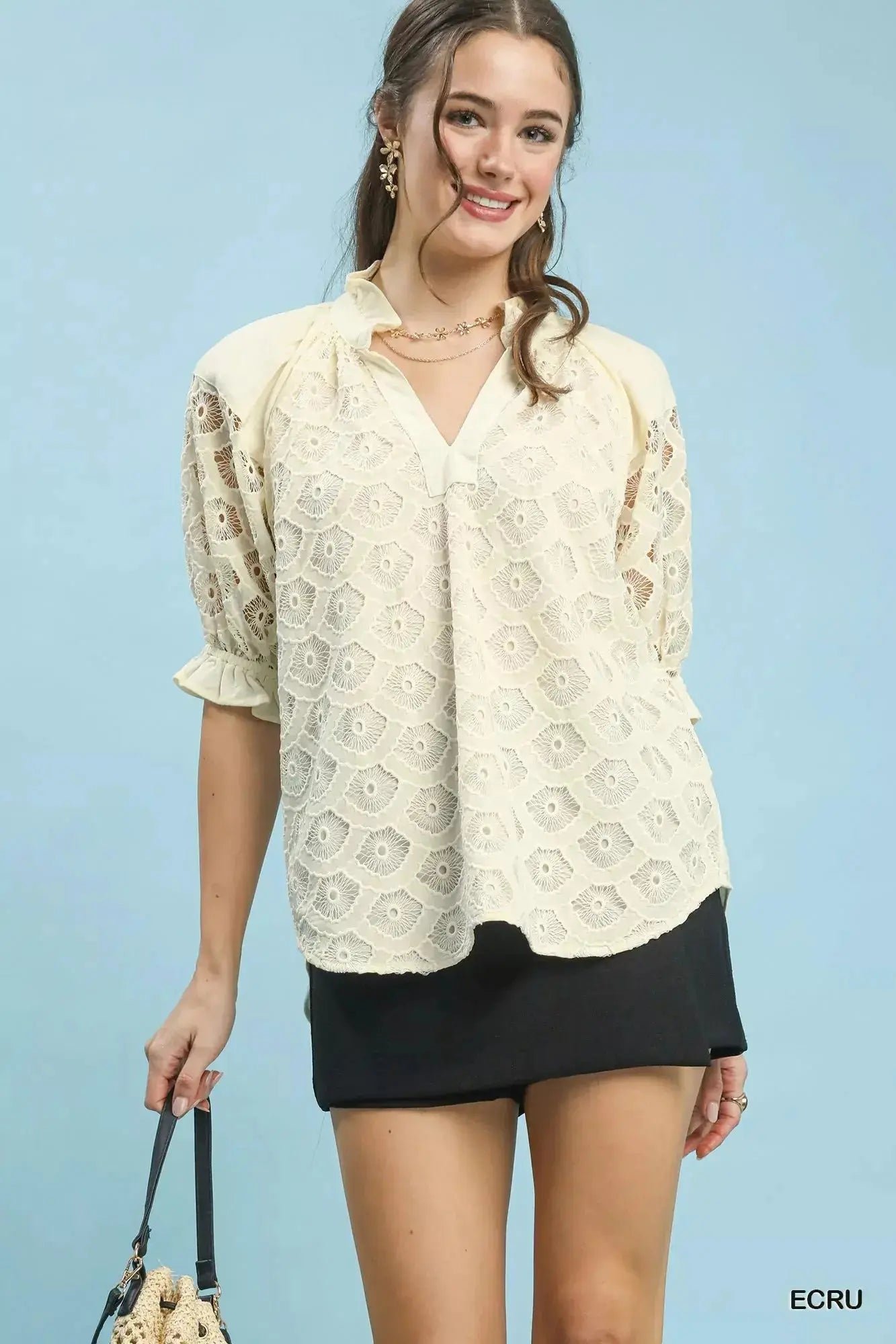 Umgee Linen V-Neck Lace Puff Sleeve Top  Style Ratio