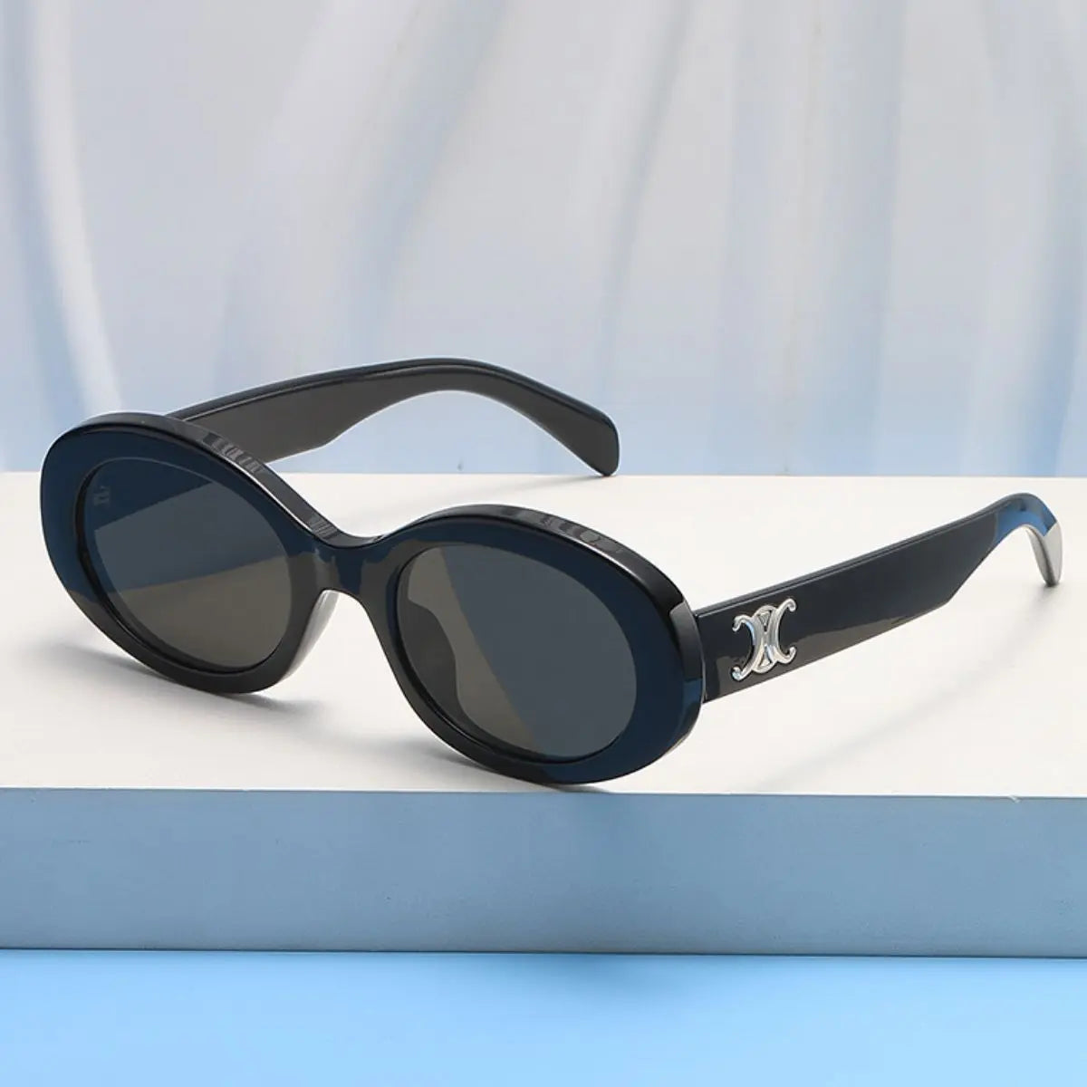 201da20a-4ffc-405d-b0d3-c7725f048b42-Max