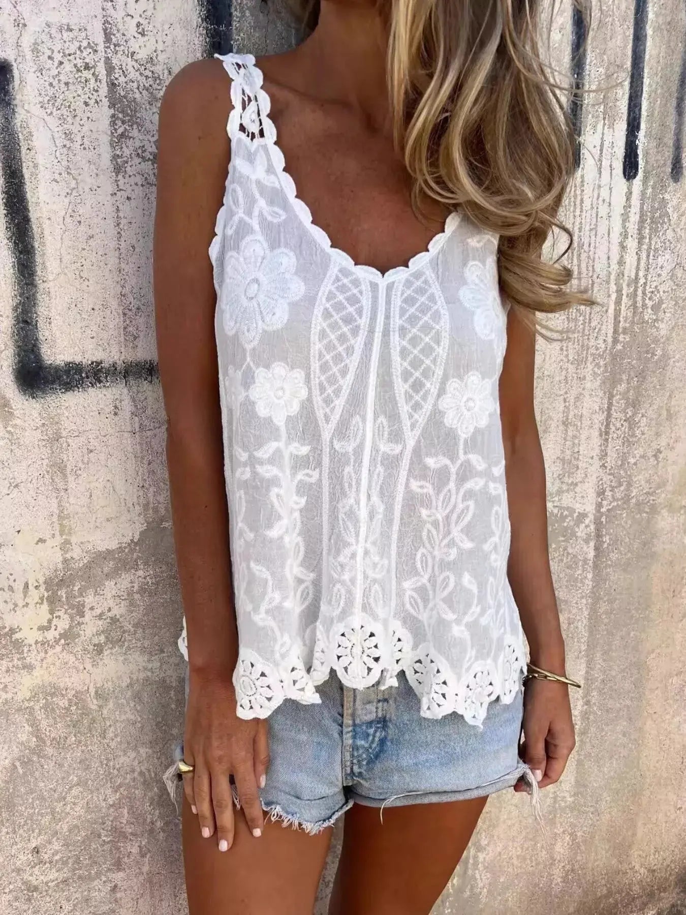 Floral Lace Crochet Trim Tank  Style Ratio