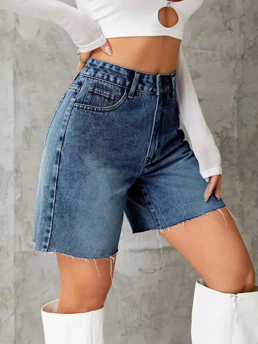 Frayed Hem Denim Shorts  Style Ratio