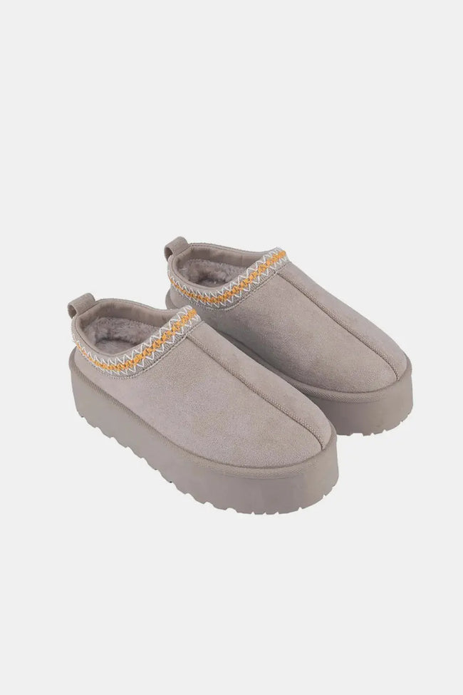 Weeboo Platform Embroidered Trim Slip-On Boots  Style Ratio