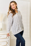 Woven Right Cable-Knit Hooded Sweater  Style Ratio