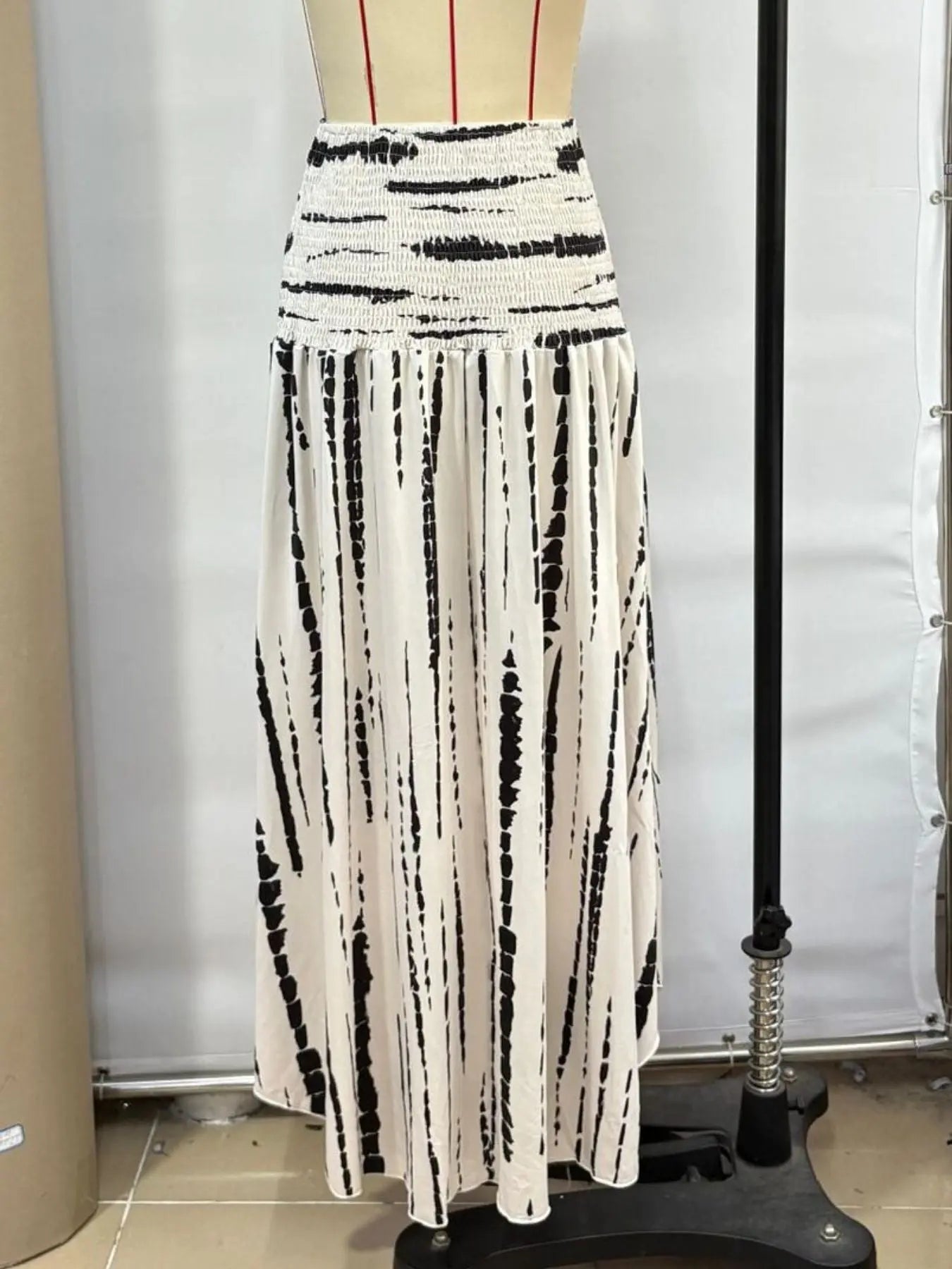 Smocked Asymmetrical Hem Skirt  Style Ratio