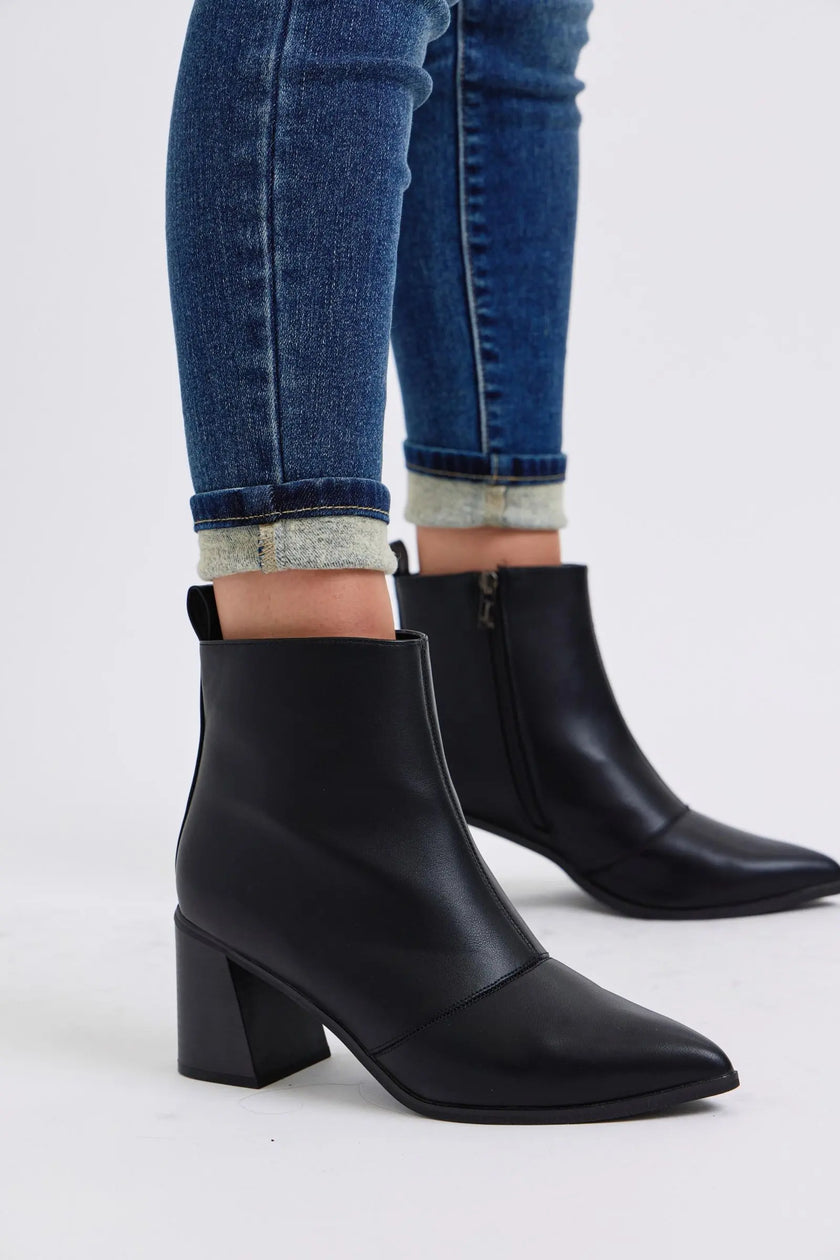 Judy Blue Skinny Jeans with Thermal Lining Trendsi