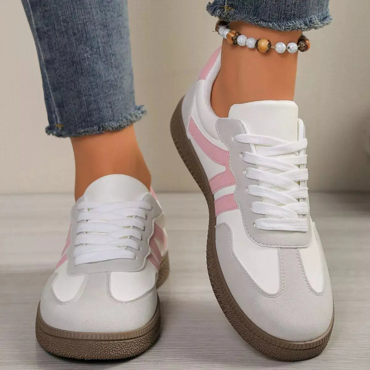 Striped Lace-Up Casual Sneakers  Style Ratio