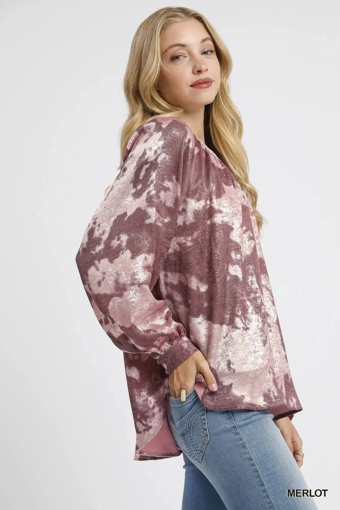 Umgee Metallic Fabric Blouse with Balloon Sleeves  Style Ratio