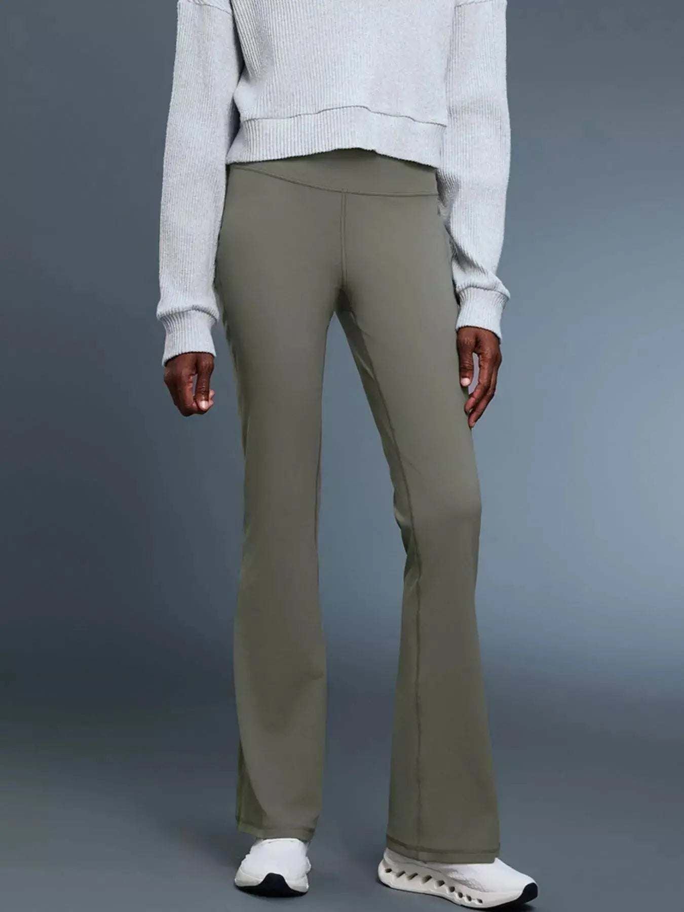 High-Waisted Flare Active Pants  Style Ratio