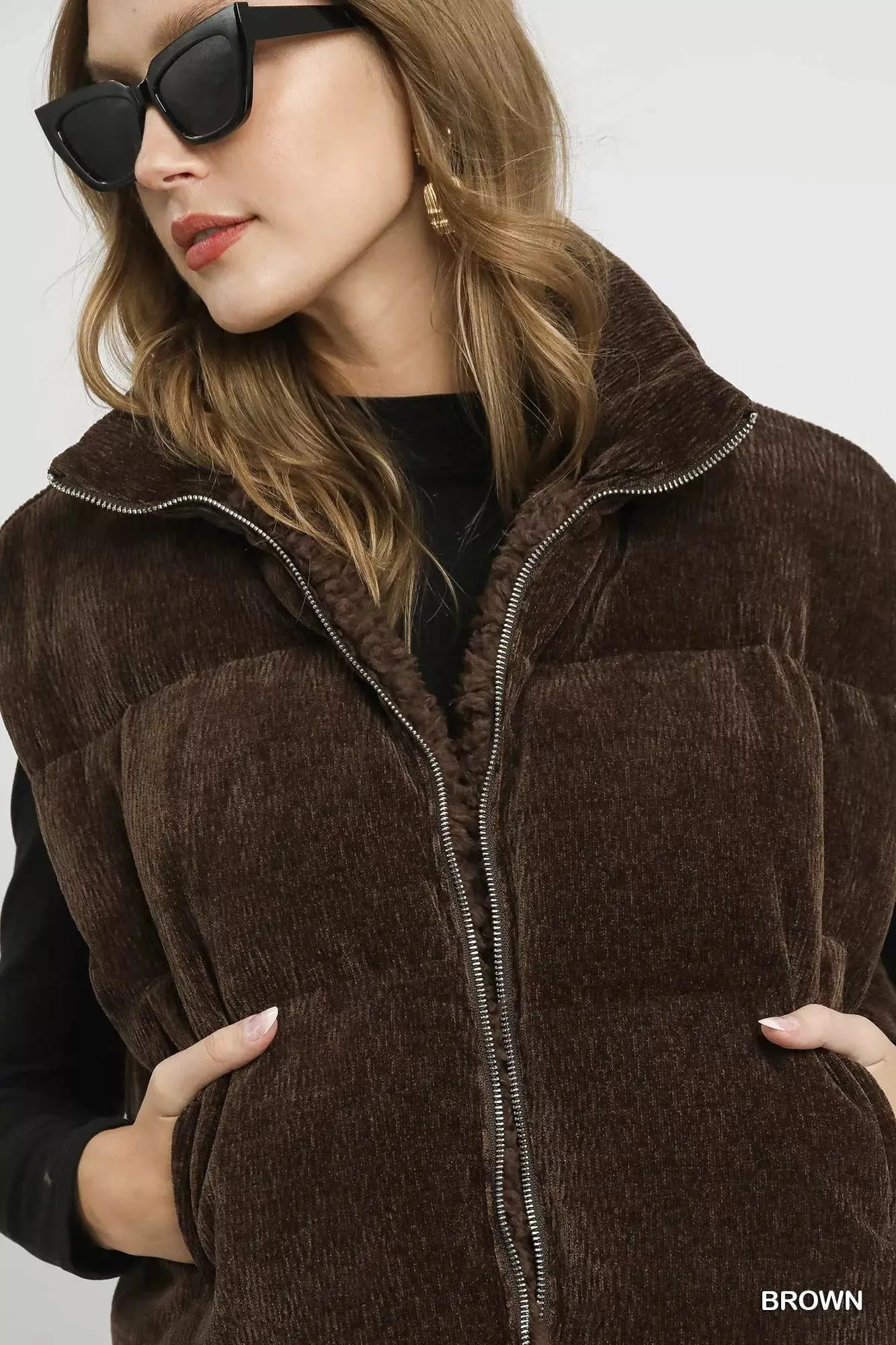 Umgee Sherpa-Lined Zip Vest with Drawstring Hem  Style Ratio