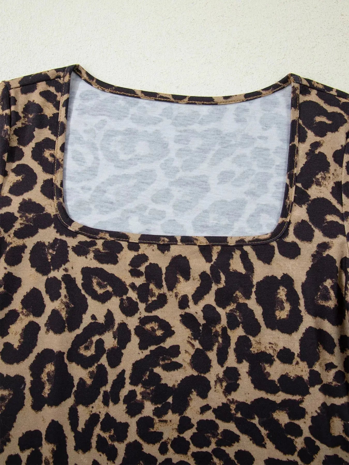 Leopard Print Square Neck Long Sleeve Top  Style Ratio