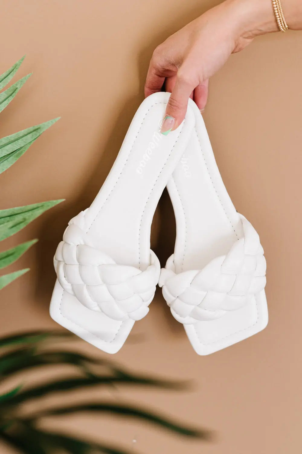 Weeboo Cakewalk Woven Square Toe Slides  Style Ratio