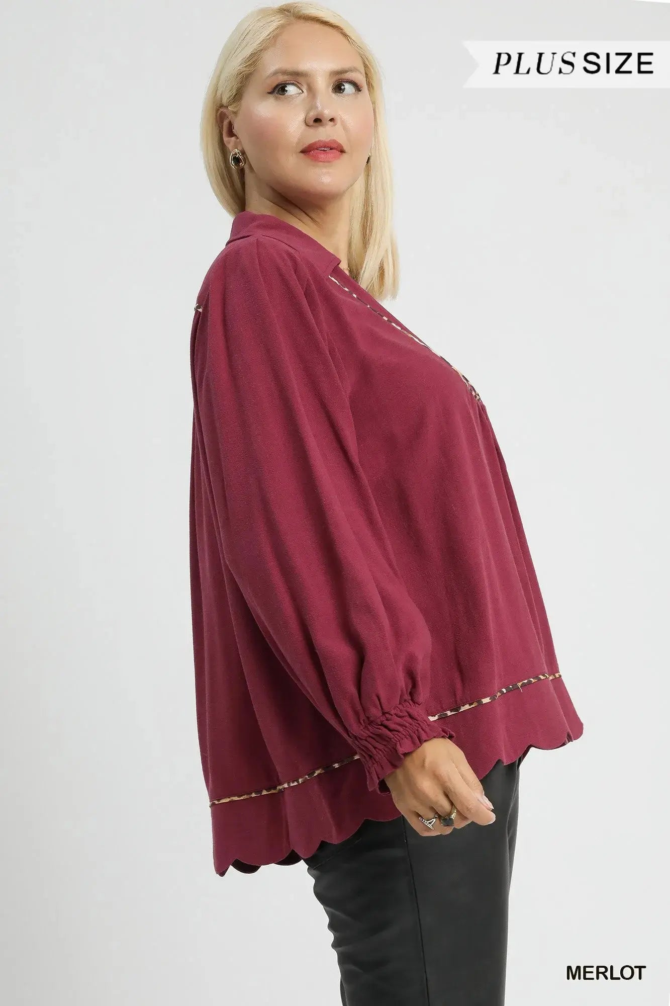 Umgee Full Size Linen Scallop Hem Blouse with Contrast Trim  Style Ratio