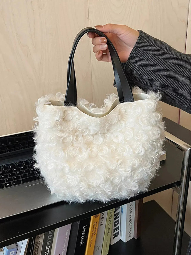 Lightweight Fluffy Handbag  Style Ratio