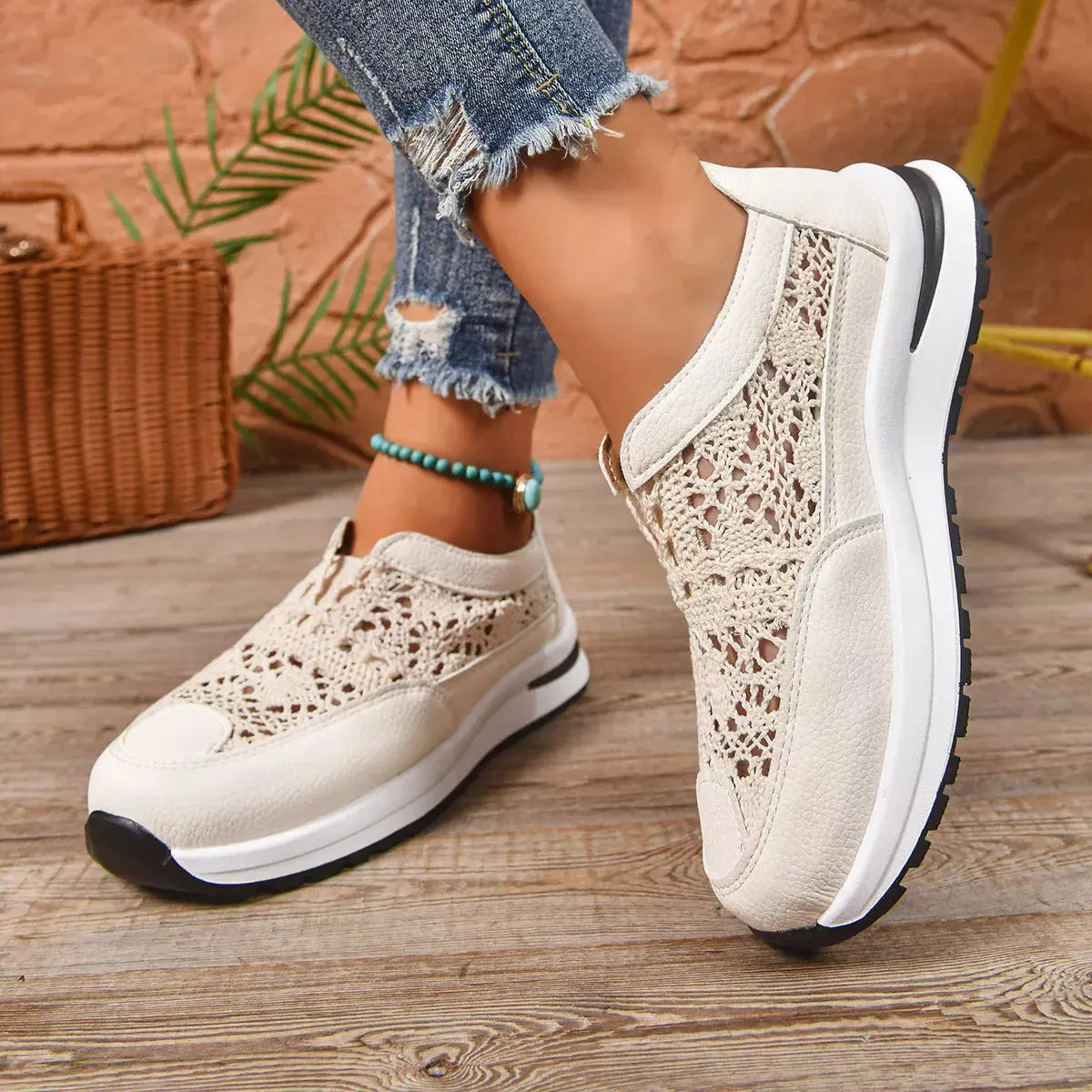 Breathable Round Toe Slip-Ons  Style Ratio