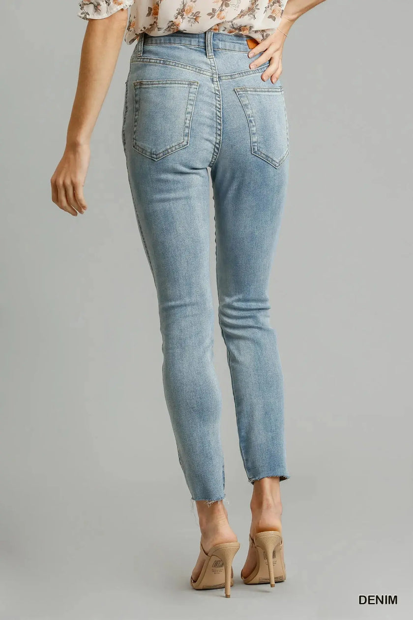 Umgee 5-Pockets Distressed Detail Stretch Denim Skinny Jeans with Unfinished Hem  Style Ratio