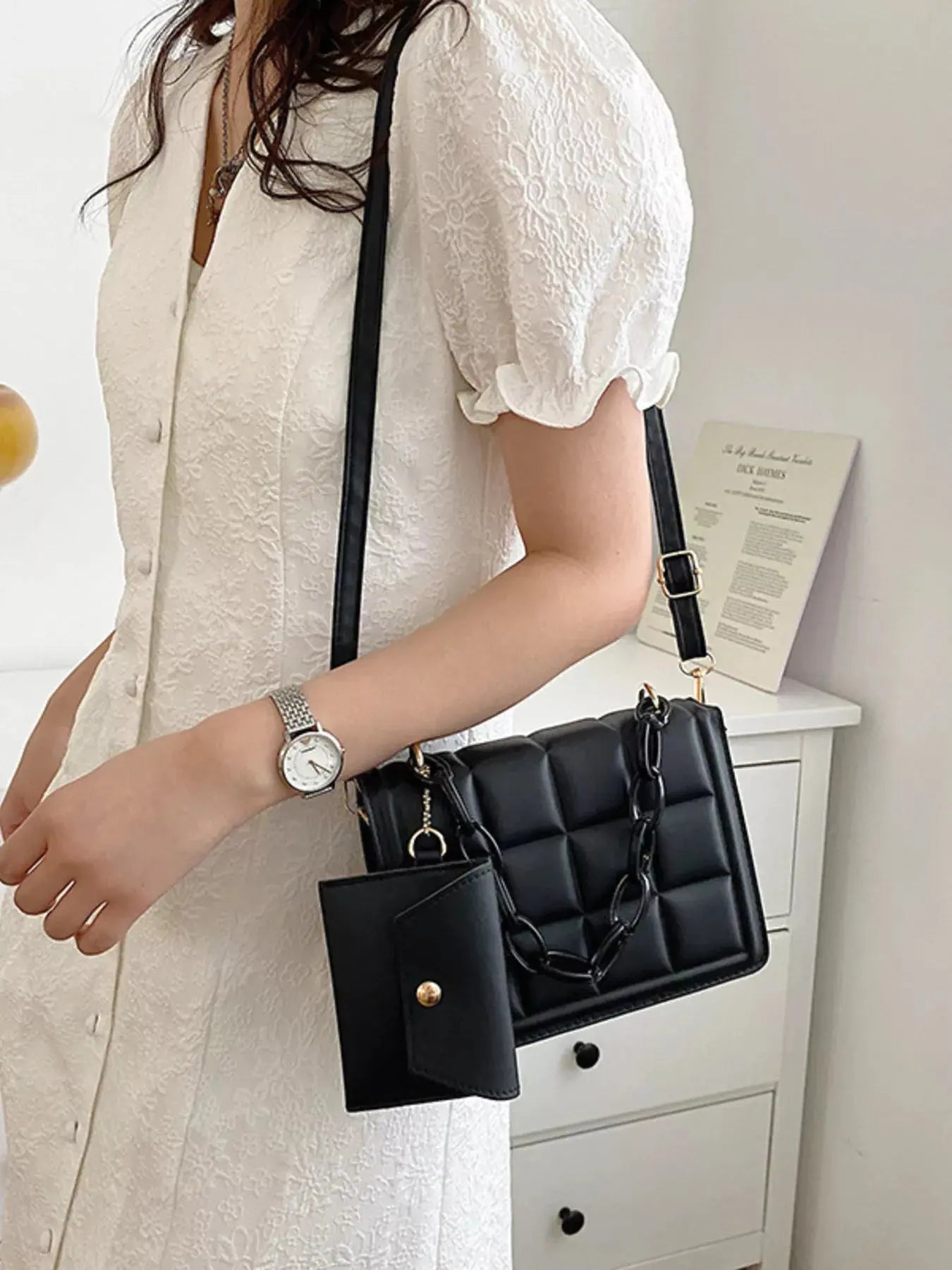 Quilted Chain Strap Crossbody Bag  Style Ratio
