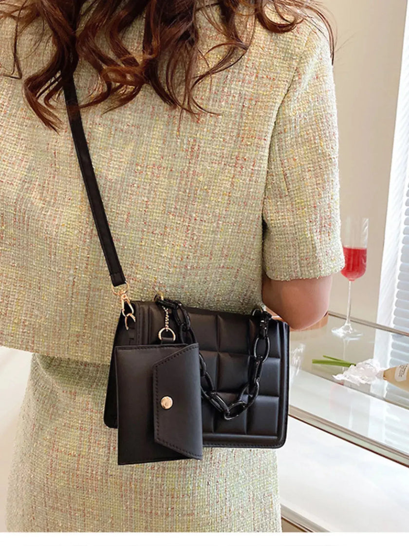 Quilted Chain Strap Crossbody Bag  Style Ratio