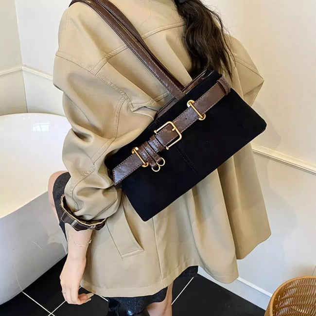 Vintage Buckle Decor Shoulder Bag  Style Ratio