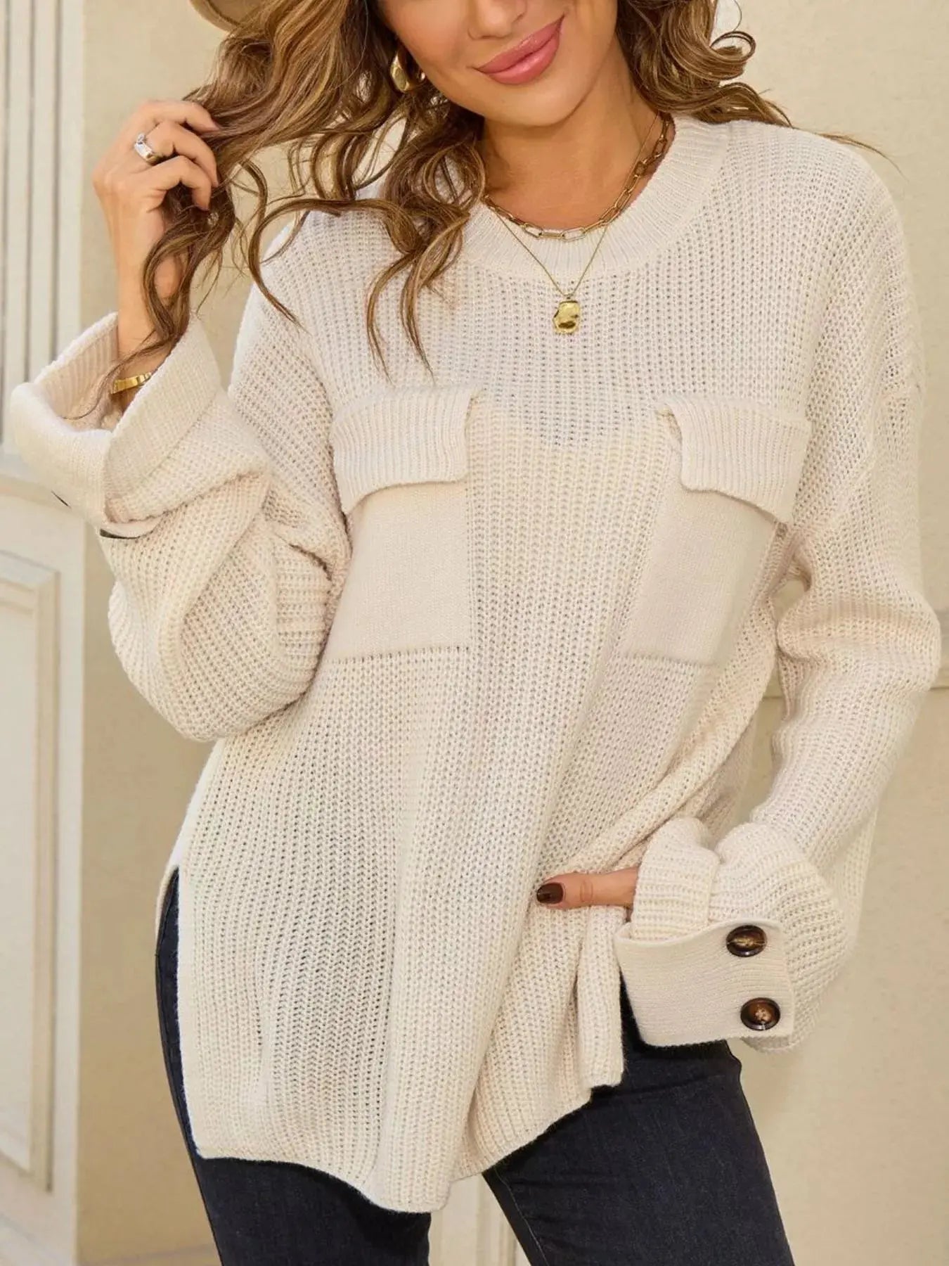 Pocket Detail Round Neck Sweater  Style Ratio