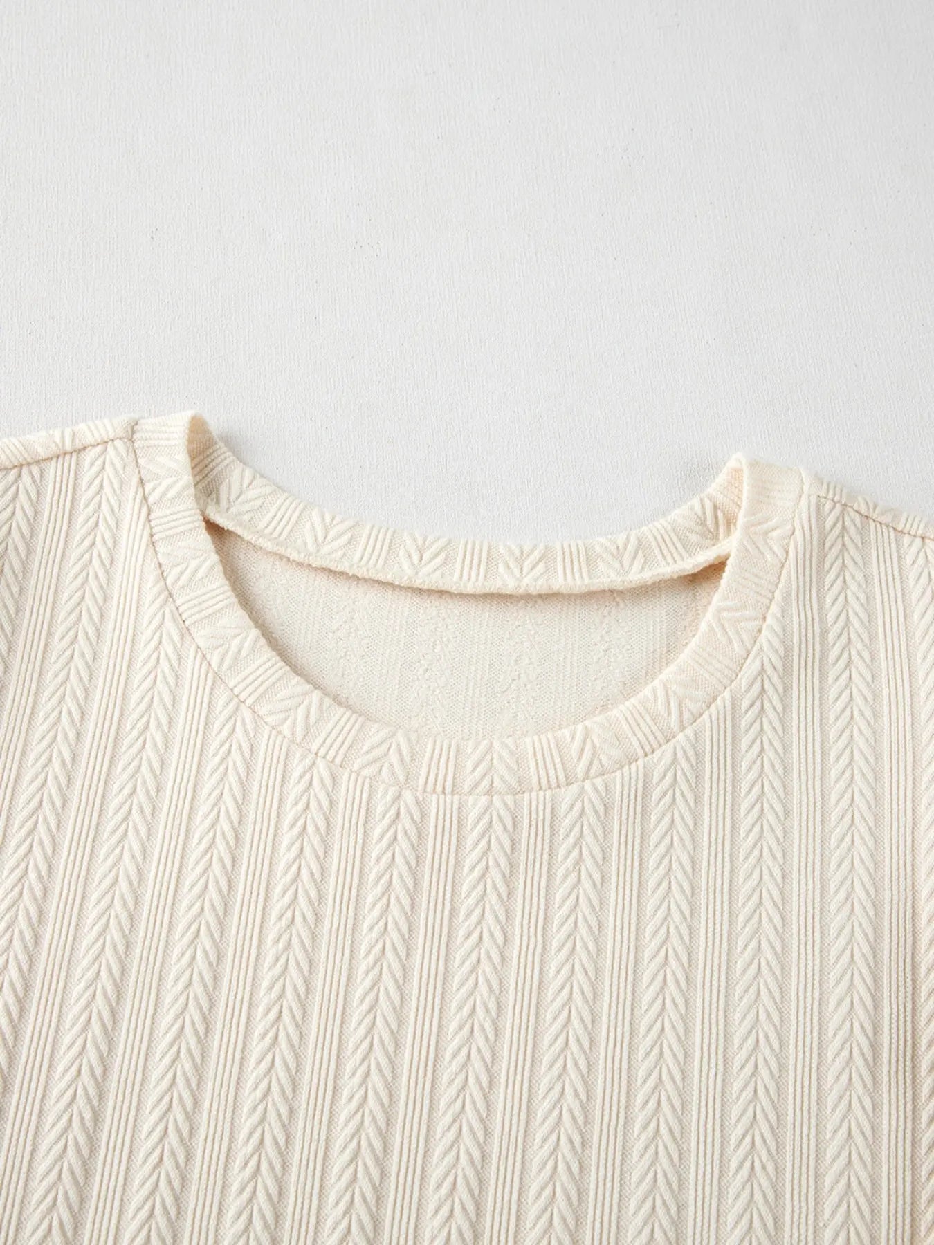 Textured Knit Round Neck Blouse  Style Ratio