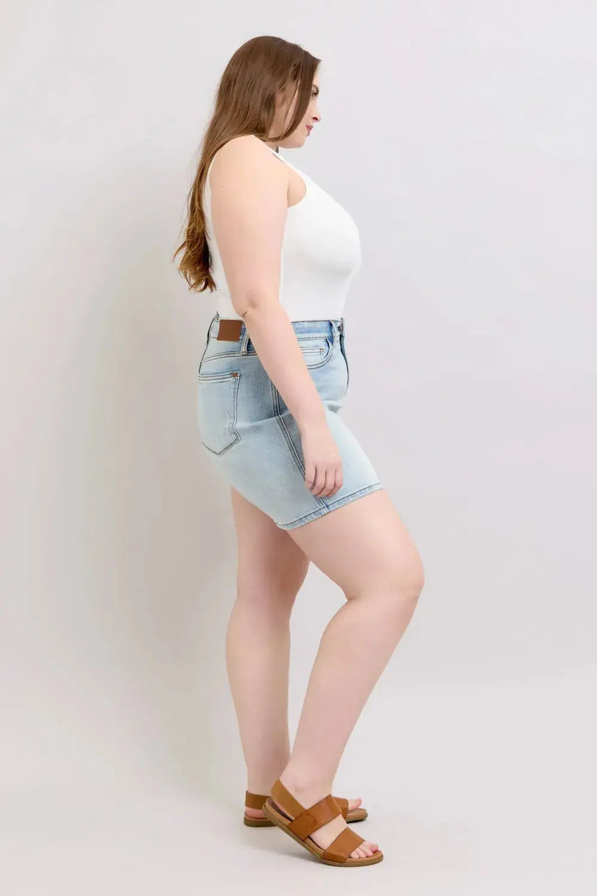 Judy Blue 2 Button Denim Shorts with Pockets  Style Ratio