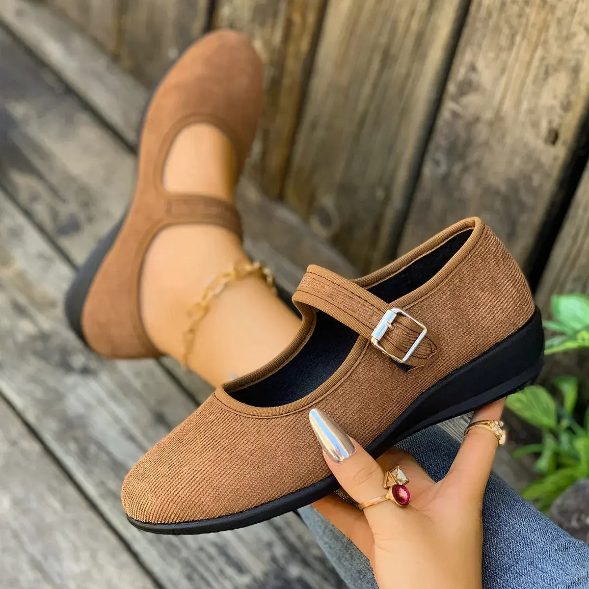 Round Toe Mesh Slip-Ons  Style Ratio