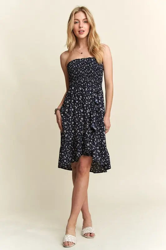 Adora Floral Tube Dress with Pockets Trendsi