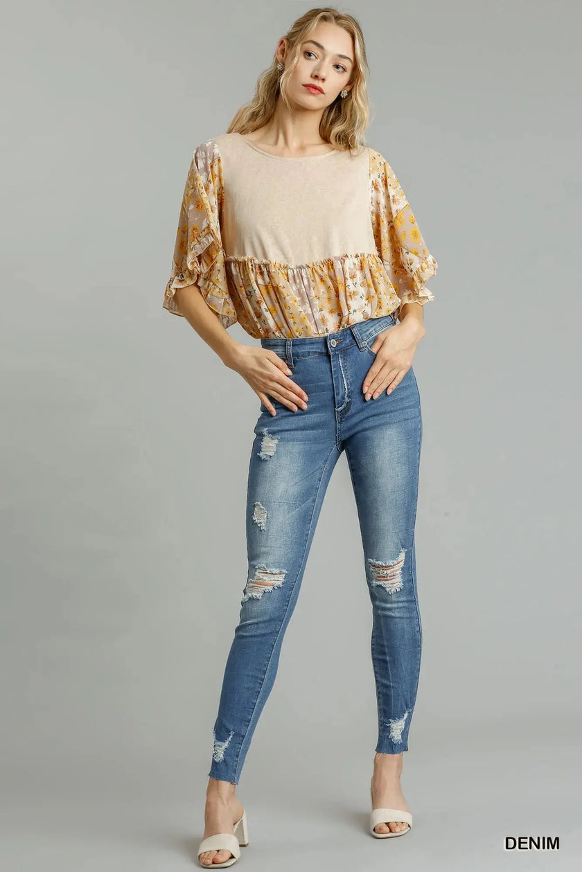 Umgee Distressed Skinny Jeans with Edge Detail  Style Ratio