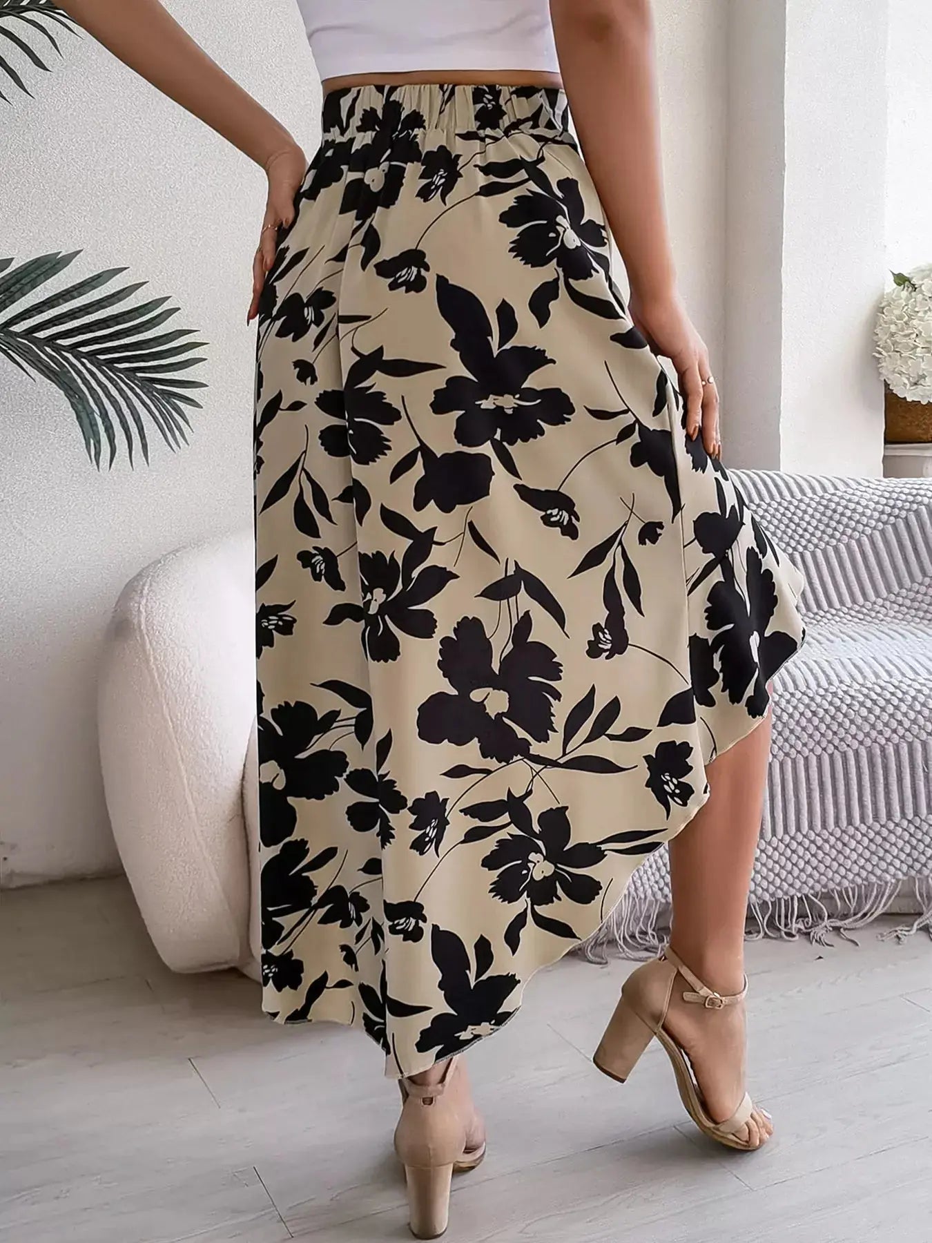 Floral Print Ruffle Hem Asymmetrical Skirt  Style Ratio
