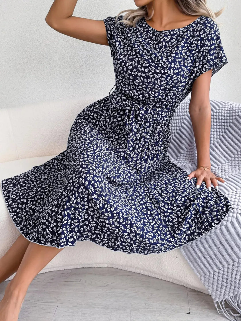 Floral Print Pleated Midi Dress with Belt  Style Ratio