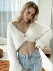 Fluffy Knit Cropped Cardigan  Style Ratio