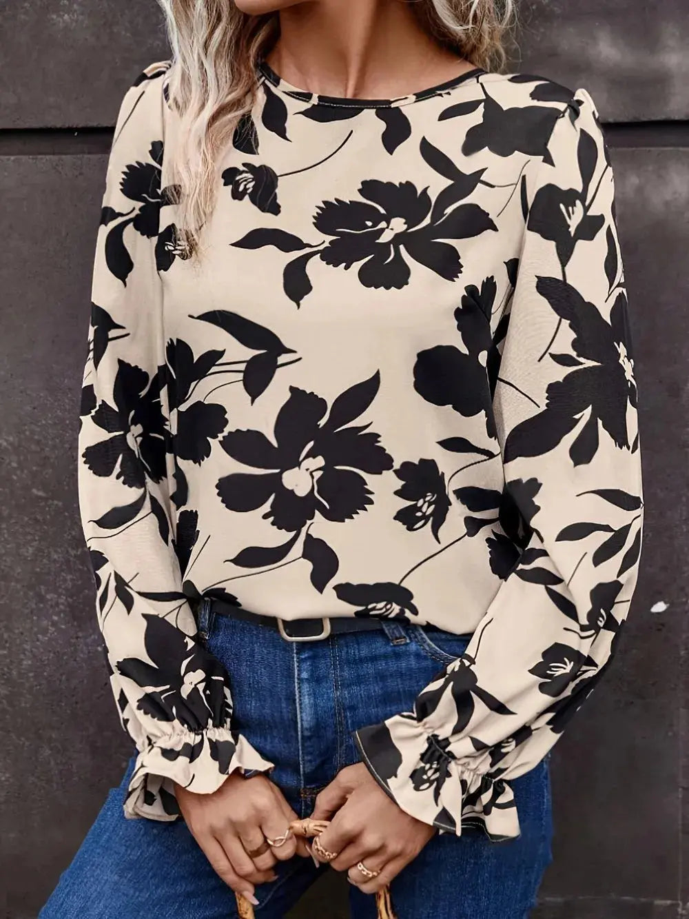 Bow Back Printed Round Neck Flounce Sleeve Blouse  Style Ratio