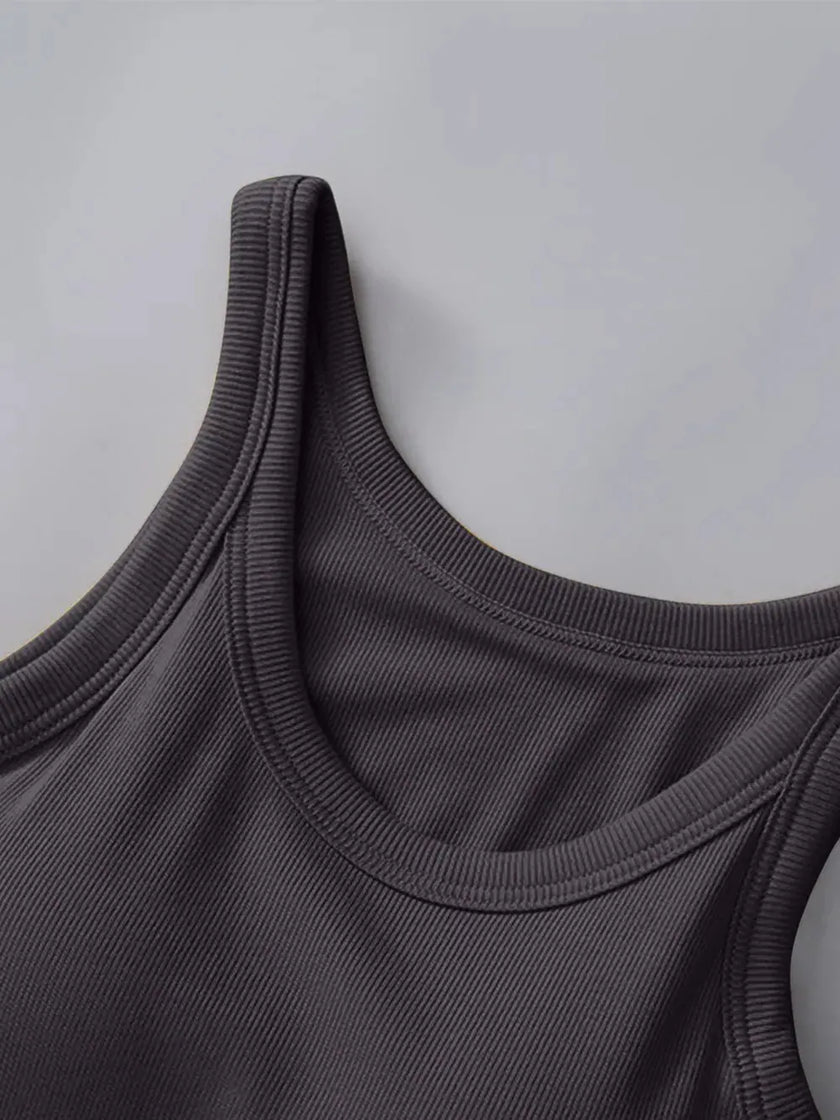 Round Neck Tank with Bra  Style Ratio