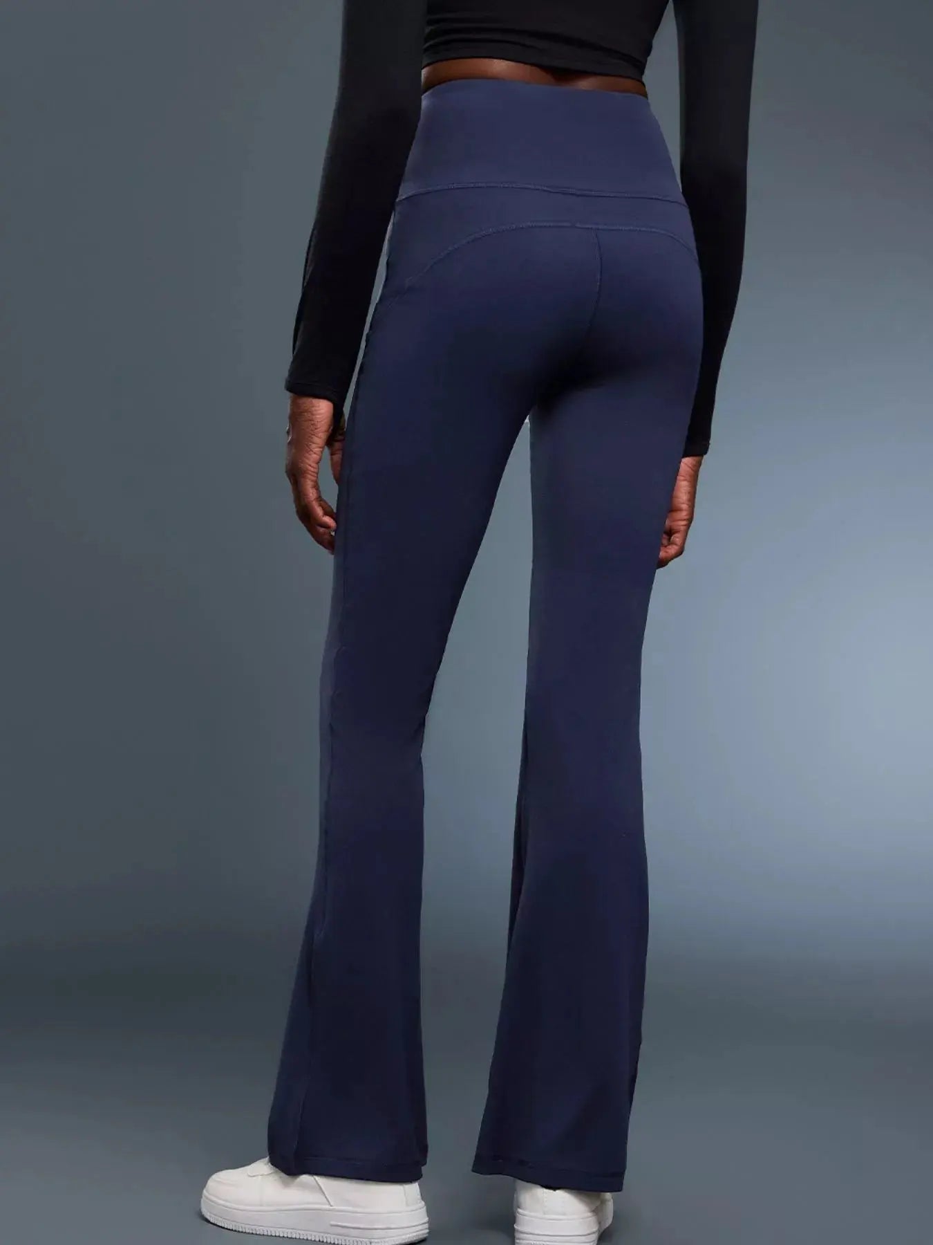 High-Waisted Flare Active Pants  Style Ratio